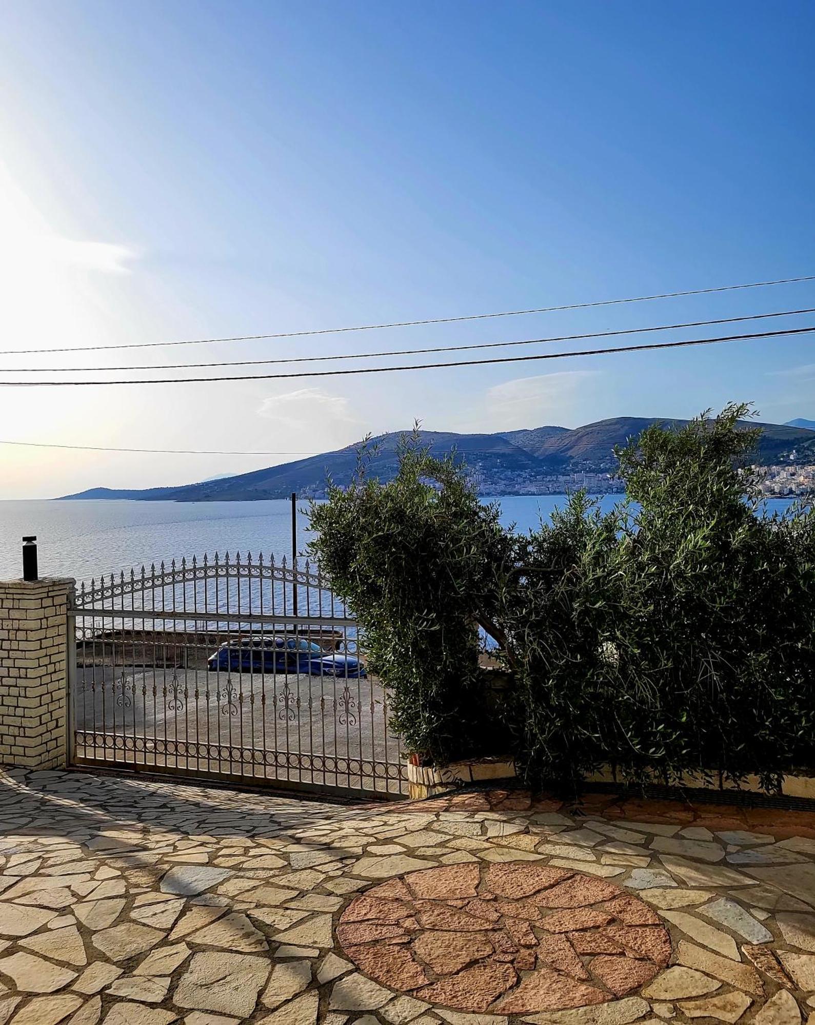 Vila Sulozeqi Apartment Sarande Luaran gambar