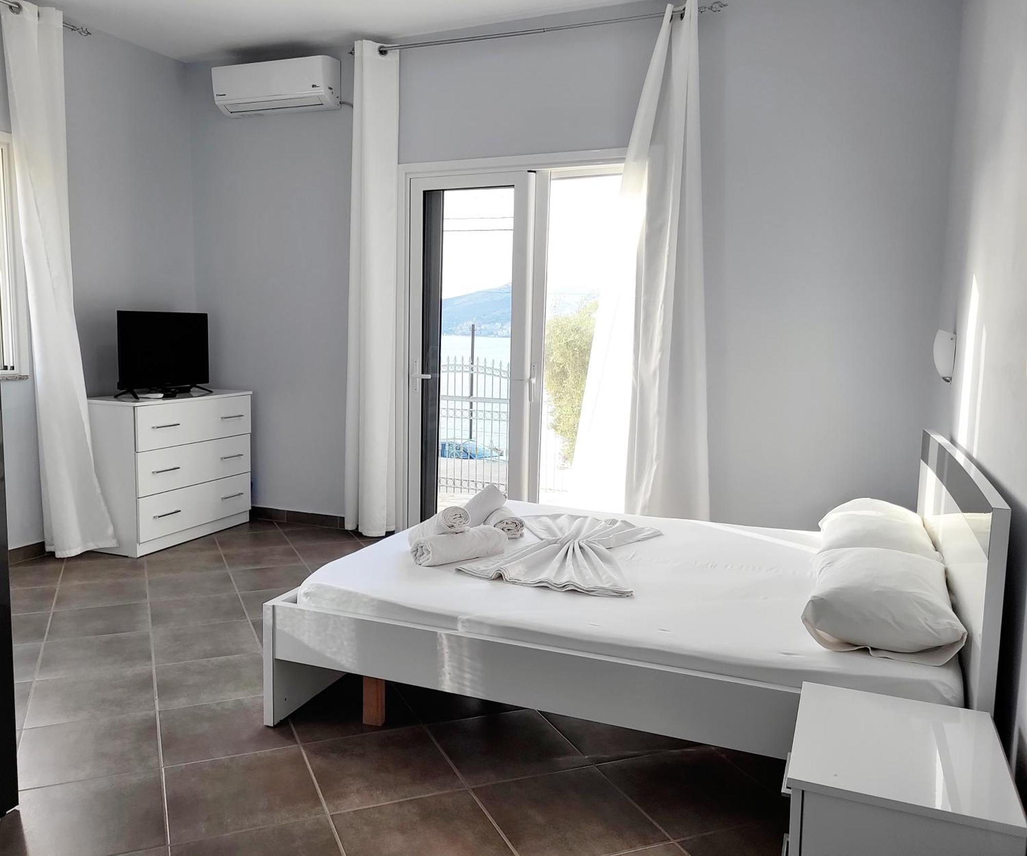 Vila Sulozeqi Apartment Sarande Luaran gambar