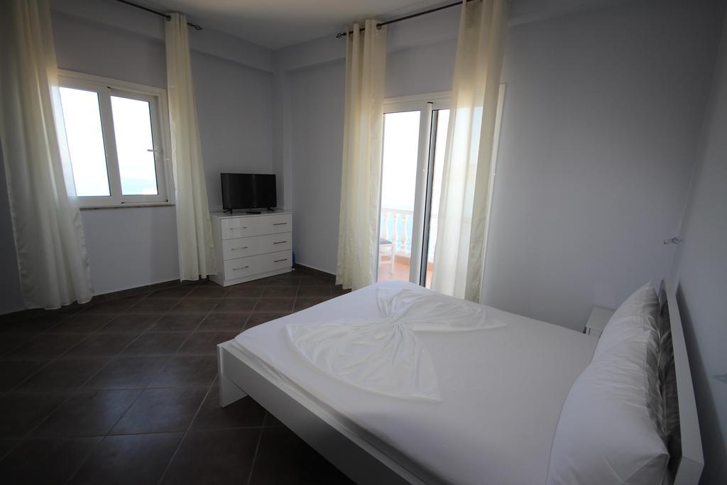 Vila Sulozeqi Apartment Sarande Luaran gambar