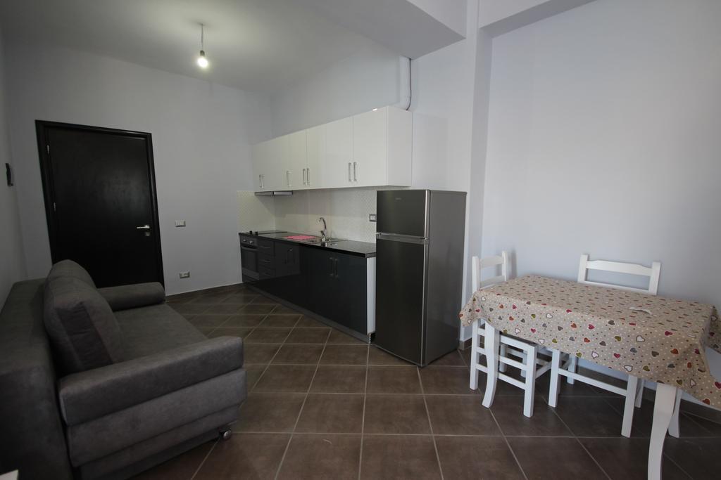 Vila Sulozeqi Apartment Sarande Luaran gambar